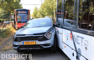 Twee gewonden bij aanrijding tussen tram en auto Nieuwe Parklaan Den Haag