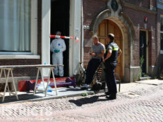 Team Grootschalige Opsporing opgestart na vondst overleden persoon in studentenhuis Oude Delft Delft