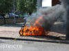 Brandweer blust brandende scooter Hoflandendreef Delft