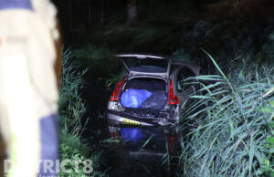 Hulpdiensten massaal ingezet nadat automobilist het water in rijdt Oude Veiling Maasland