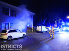 Geparkeerde auto zwaar beschadigd door brand Van der Goeslaan Den Haag
