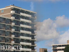 Brandweer schaalt op naar ‘Grote Brand’ bij brand in flatwoning Hammarskjoldlaan Rijswijk