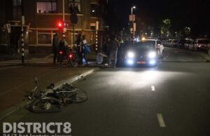 Fietser gewond bij botsing met auto Loosduinsekade Den Haag