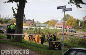 Persoon overleden na te water raken Laakkade Den Haag