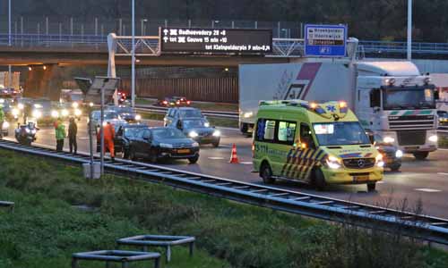 21 november Twee aanrijdingen binnen korte tijd op de A4 Den Hoorn/Rijswijk