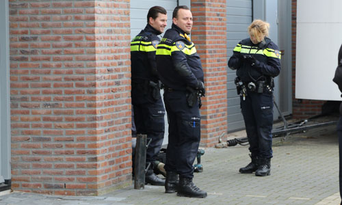 6 december Grote hennepkwekerij ontdekt bij inval Naaldwijkseweg Wateringen