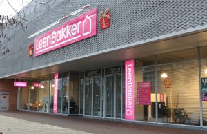 Politie meldt overval op Leen Bakker Prinses Beatrixlaan Rijswijk