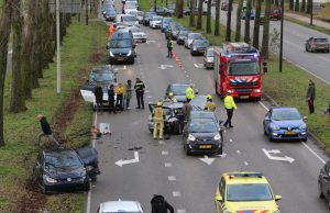 Meerdere gewonden na flink ongeval Prinses Beatrixlaan Rijswijk