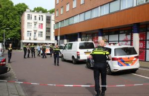Politie start onderzoek naar steekpartij Heeswijkplein Den Haag