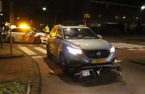 Fietser lichtgewond na aanrijding met personenauto Schaapweg Rijswijk