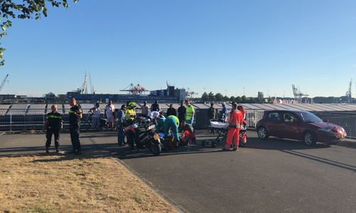 5 juli Man zwaargewond na val van scooter Bartel Wiltonkade Rotterdam