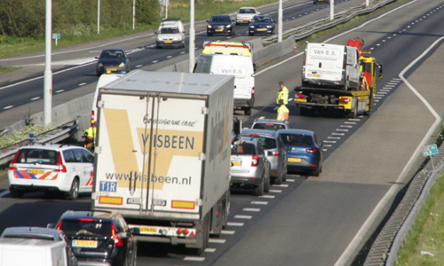 16 april Gewonde bij botsing op de A20 Vlaardingen