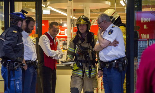 16 april Brand in supermarkt door stokbrood Rotterdam