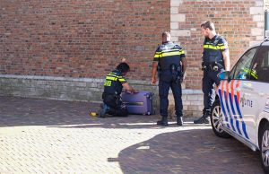 Grote afzetting na aantreffen verdachte koffer Grote Kerk Den Haag