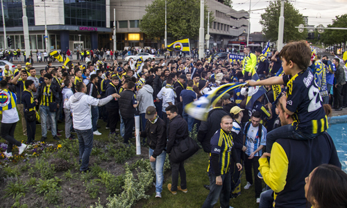 27 april Kampioensfeest loopt uit de hand Rotterdam