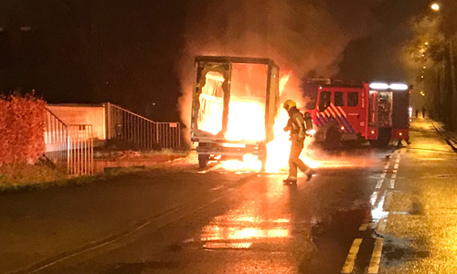 27 december Bestelbusje gaat in vlammen op Rotterdamseweg Delft