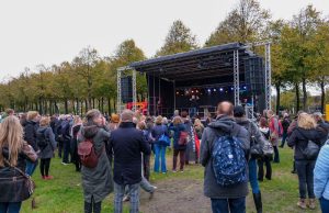 Grote opkomst bij demonstratie Viruswaarheid Malieveld Den Haag