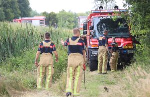 Brandweer urenlang bezig met buitenbrandje Ackerdijkse Plassen Pijnacker