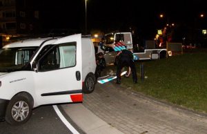 Bestuurder onder invloed van morfine ramt paal Nieuwlandplein Schiedam