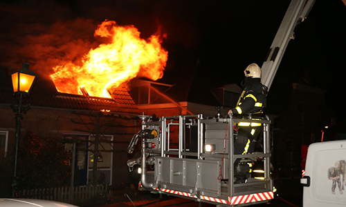 FOTO UPDATE: 22 februari Grote brand Schippershof Schipluiden