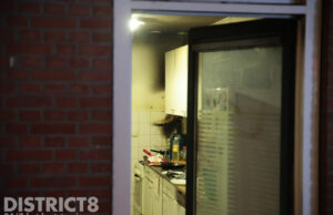 Brandweer blust fikse keukenbrand Rozenburgstraat Den Haag