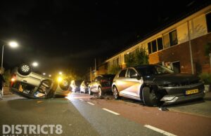 Vijf inzittenden gewond bij auto op z’n kop Vreeburghlaan ‘s-Gravenzande