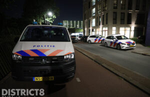 Politie komt in actie na melding van ruzie met mes in woning Laakkade Den Haag