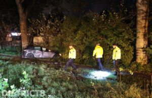 Dronken automobilist crasht met auto Poeldijkseweg Den Haag