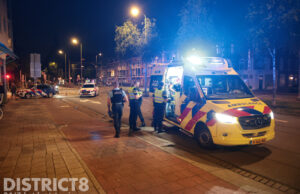 Man gewond aan hoofd na harde val met fiets Waldeck Pyrmontkade Den Haag