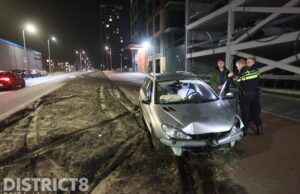 Inzittende vlucht na éénzijdige aanrijding Waldorpstraat Den Haag