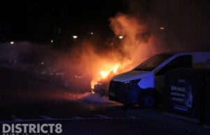 Voertuig uitgebrand Catharinaland Den Haag