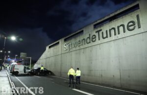 Bestuurder aangehouden nadat hij op onherkenbare politieauto met pech botst N14 Voorburg