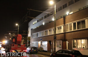 Hulpdiensten rukken uit na explosie bij woning Oranjelaan Den Haag