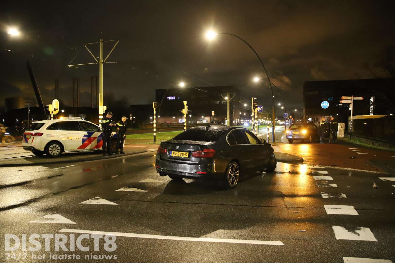 Veel Schade Na Aanrijding Tussen Personenauto’s Laan Van Wateringseveld ...