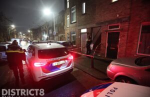 Vuurwerkbom afgegaan bij voordeur in portiekwoning Spiraeastraat Den Haag