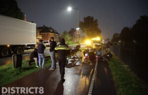 Scooterrijdster zwaargewond na botsing met fietser Westvlietweg Den Haag