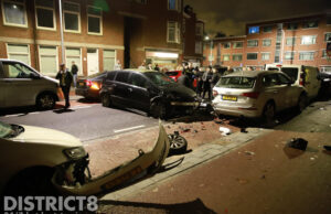 Dronken automobilist richt ravage aan Schalk Burgerstraat Den Haag