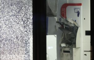 Ravage na plofkraak op geldwisselkantoor in Station Delft