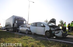 Meerdere gewonden bij kettingbotsing Strikledeweg(N470) Pijnacker