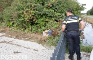 Drie gedumpte jerrycans in bosjes aangetroffen Abtsrechtseweg Delft