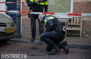 Auto gepoogd in brand te zetten en woning met schade De Gheijnstraat Den Haag