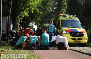 Vrouw flink gewond na val met scooter Meppelweg Den Haag