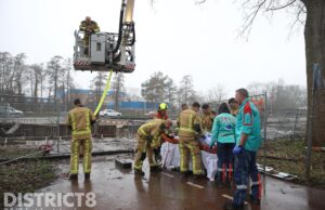 Zwaargewonde na bedrijfsongeval tijdens aanleg WarmtelinQ Prinses Beatrixlaan Delft