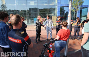 Brandweerduiker Richard maakt na 24 jaar zijn laatste duik Houttuinen Delft
