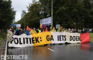 A12 voor 21e keer geblokkeerd; Activisten hebben vrij spel Utrechtsebaan Den Haag