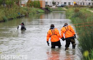 Hulpdiensten rukken uit voor kinderfiets langs sloot Laan van Sion Rijswijk