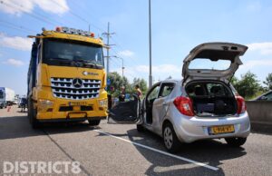 Veel verkeershinder en gewonde na aanrijding N211 Wippolderlaan Den Hoorn