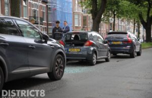 Gewonde bij kop-staart aanrijding Valkenboslaan Den Haag