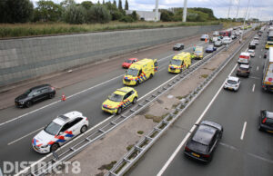 Meerdere gewonden en veel schade bij kettingbotsing A4 Den Hoorn