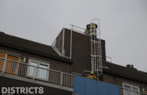 Rondvliegende gevelplaten zorgen voor gevaarlijke situatie Hildo Kroplaan Den Haag